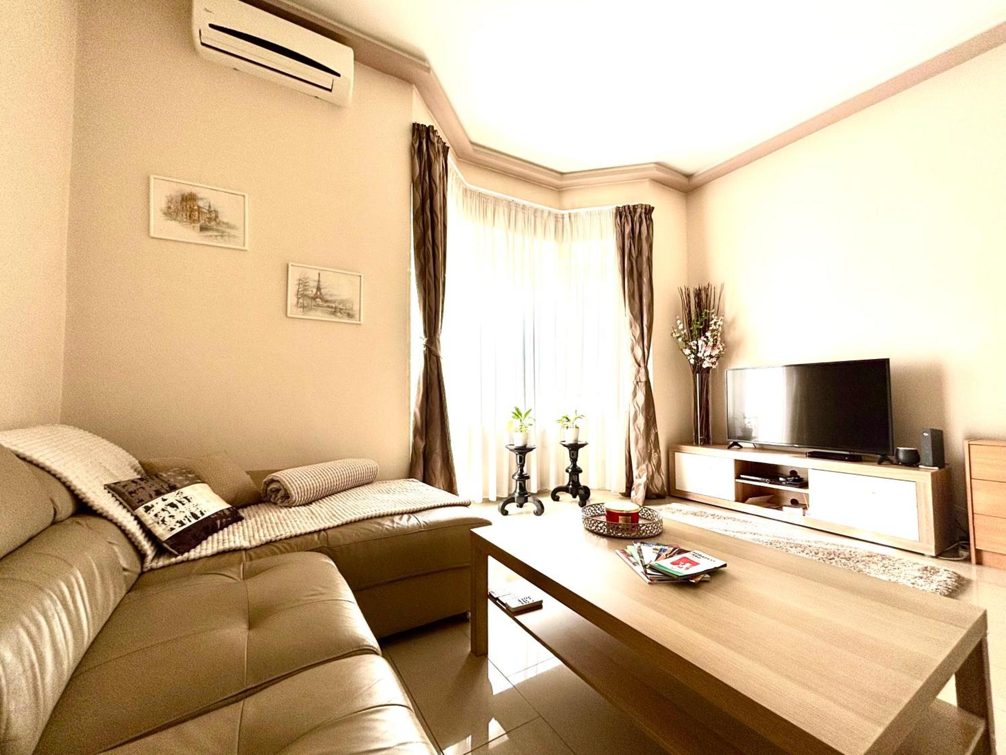 Riverside Mansion Appartement